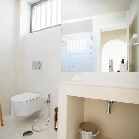 Aparthotel The Salty Lagos