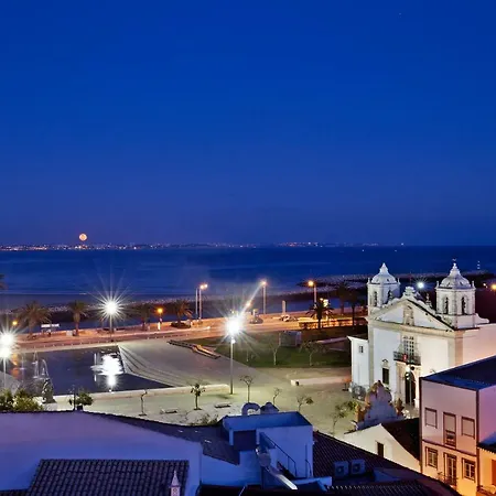 The Salty Lejlighedshotel