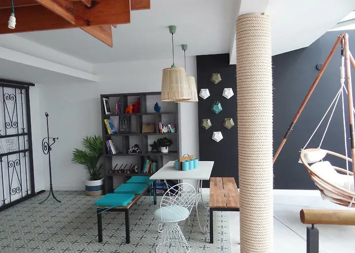 Hotel apartamentowy The Salty Lagos