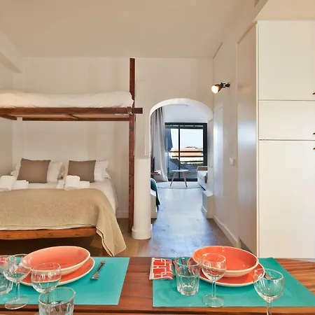 The Salty Apartmanhotel 4*